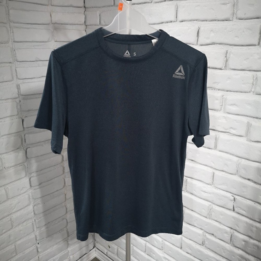 Reebok Men's Size Small Speedwick Short Sleeve Round Neck T-shirt